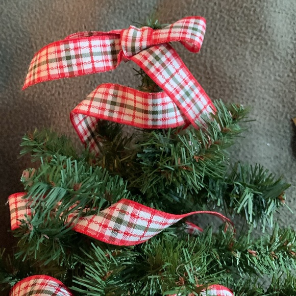 Set of 2 decorative faux Christmas trees with plaid ribbon and burlap base. 17” - Picture 3 of 6